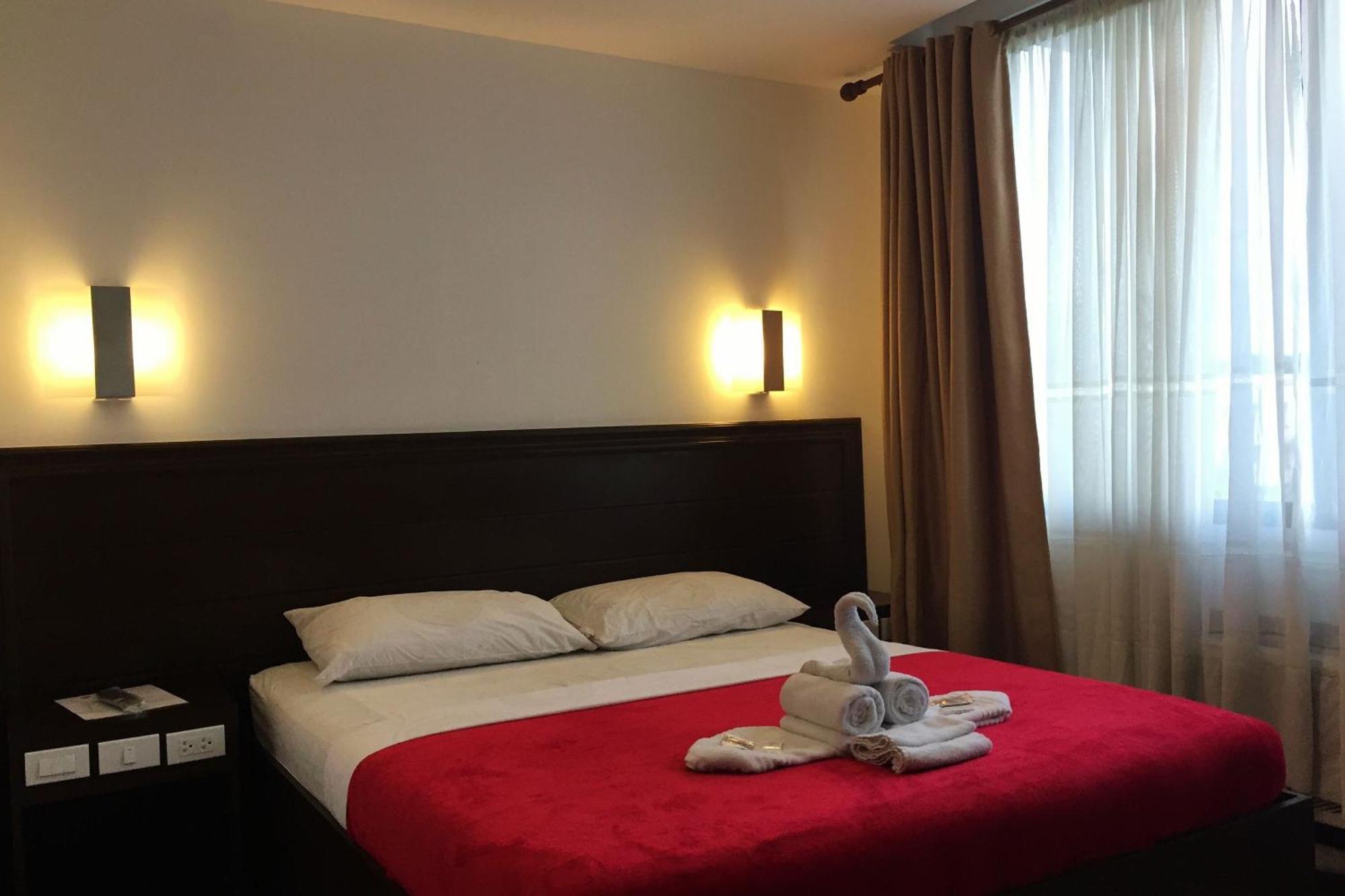 Pearli View Hotel Iloilo Powered By Cocotel Chambre photo